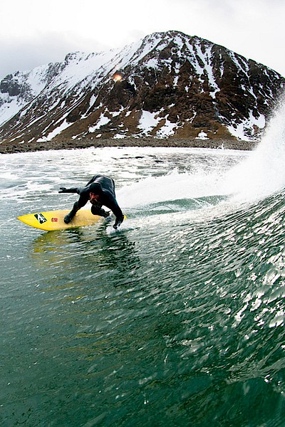 Surfer en Arctique - 